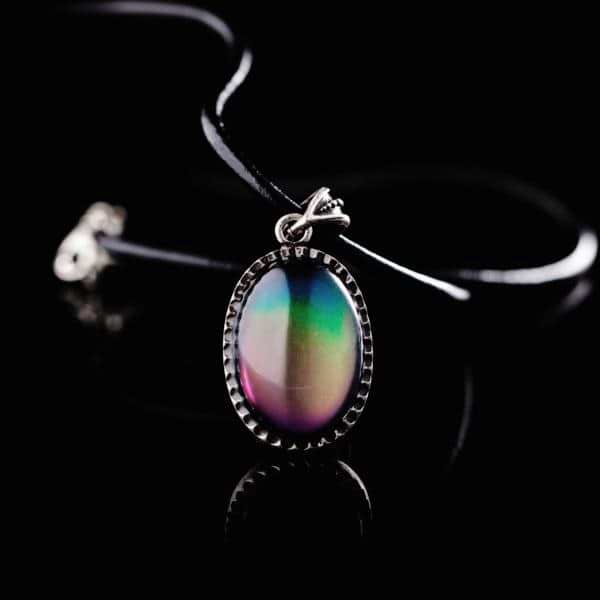 Aura Mood Changing Necklace - Image 5
