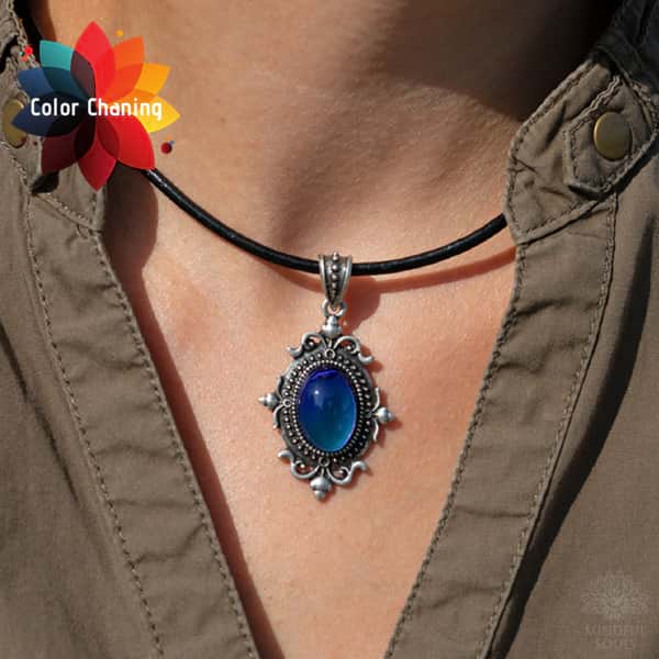 Aura Mood Changing Necklace - Image 6