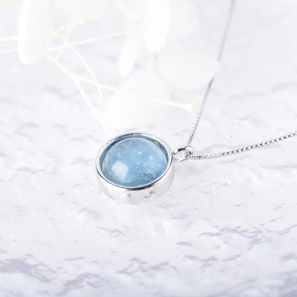 Classy Aquamarine Stone Pendant - Image 2