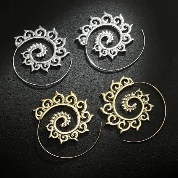 Divine Ratio Earrings - Image 5