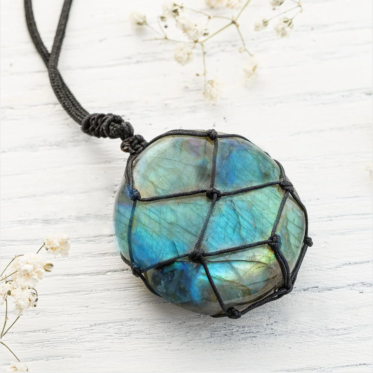 Dragon's Heart Labradorite Necklace - Image 3