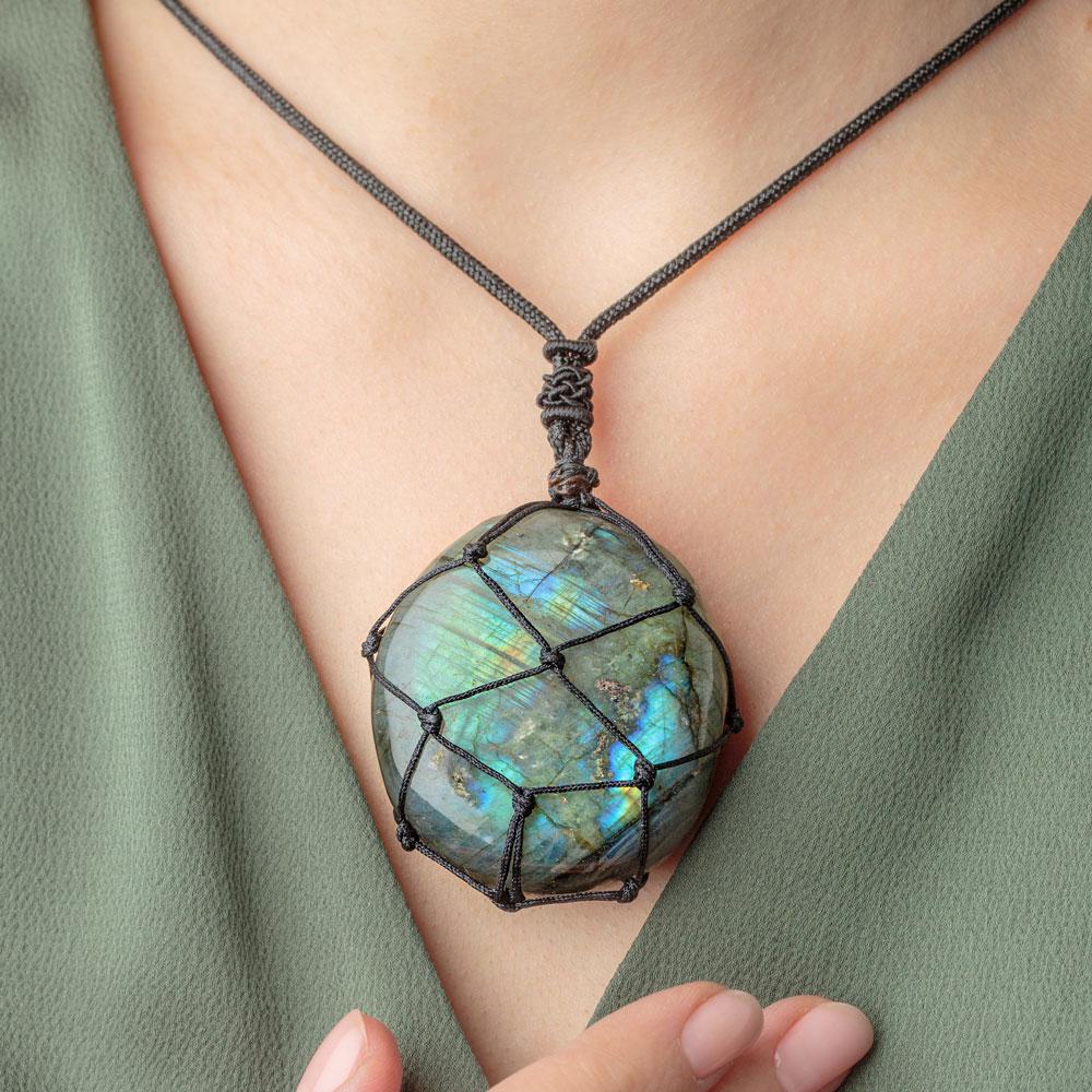 Dragon's Heart Labradorite Necklace - Image 4