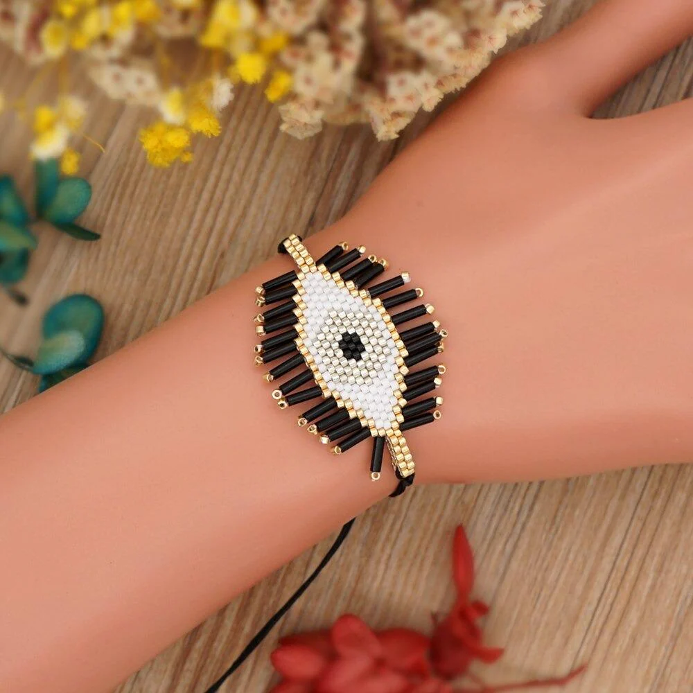 Handmade Turkish Evil Eye Beaded Bracelet - Image 2
