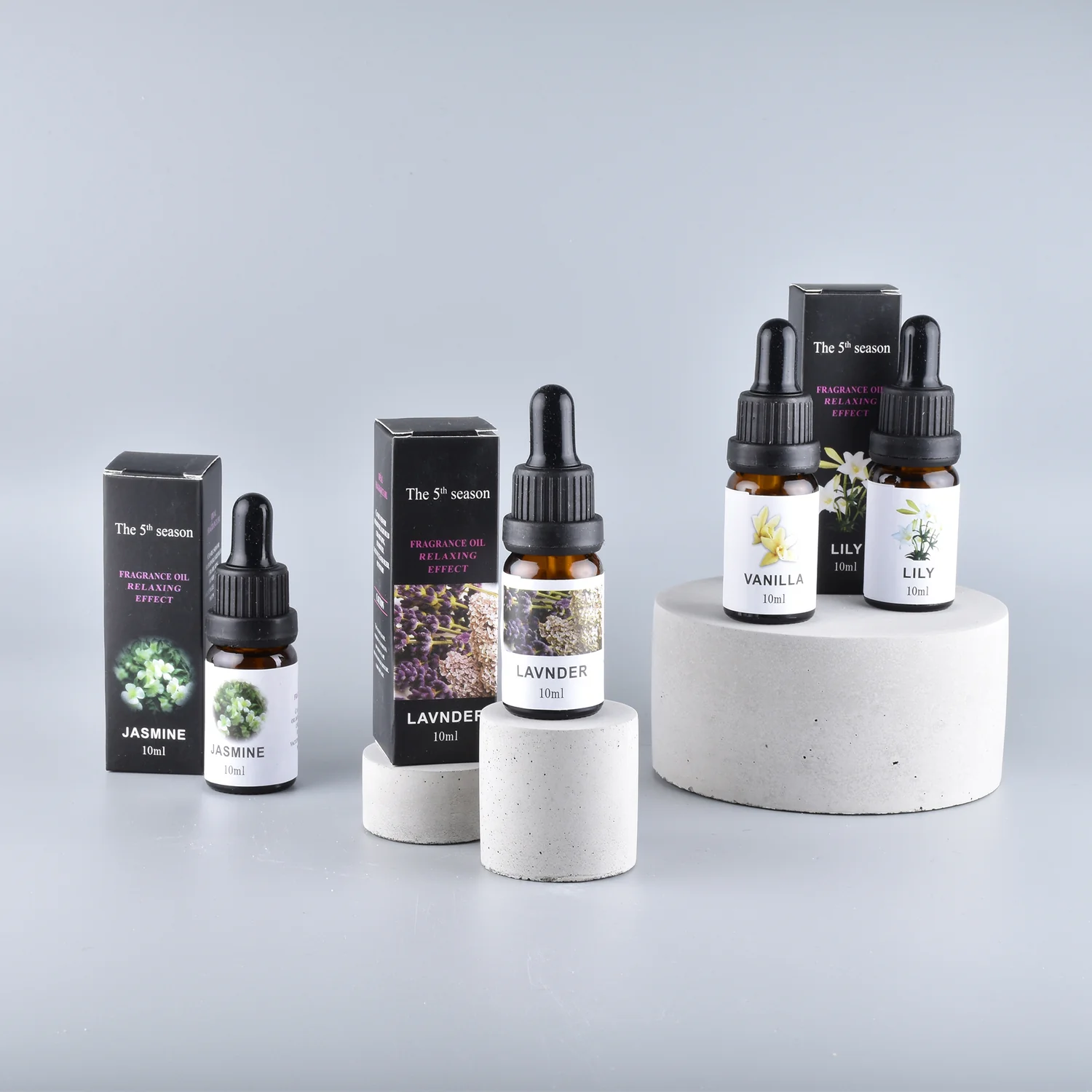 12 Piece Set of Aroma Oils - Image 4