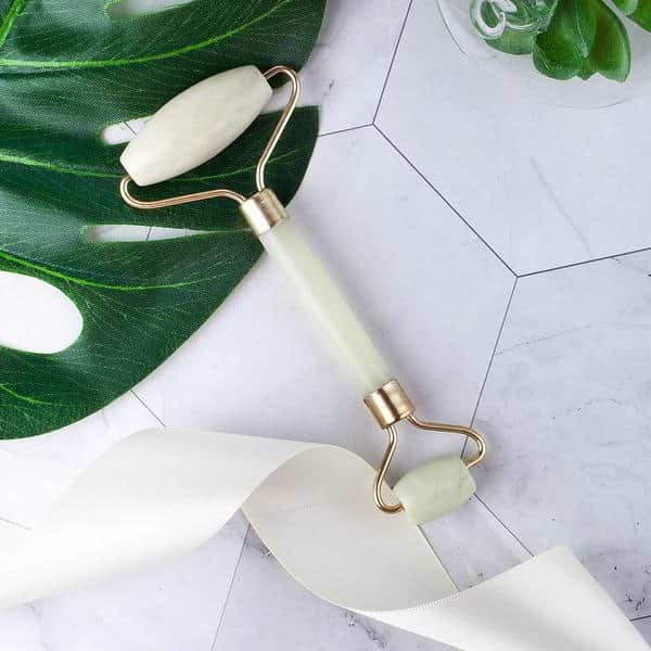 Jade Facial Massager - Image 3