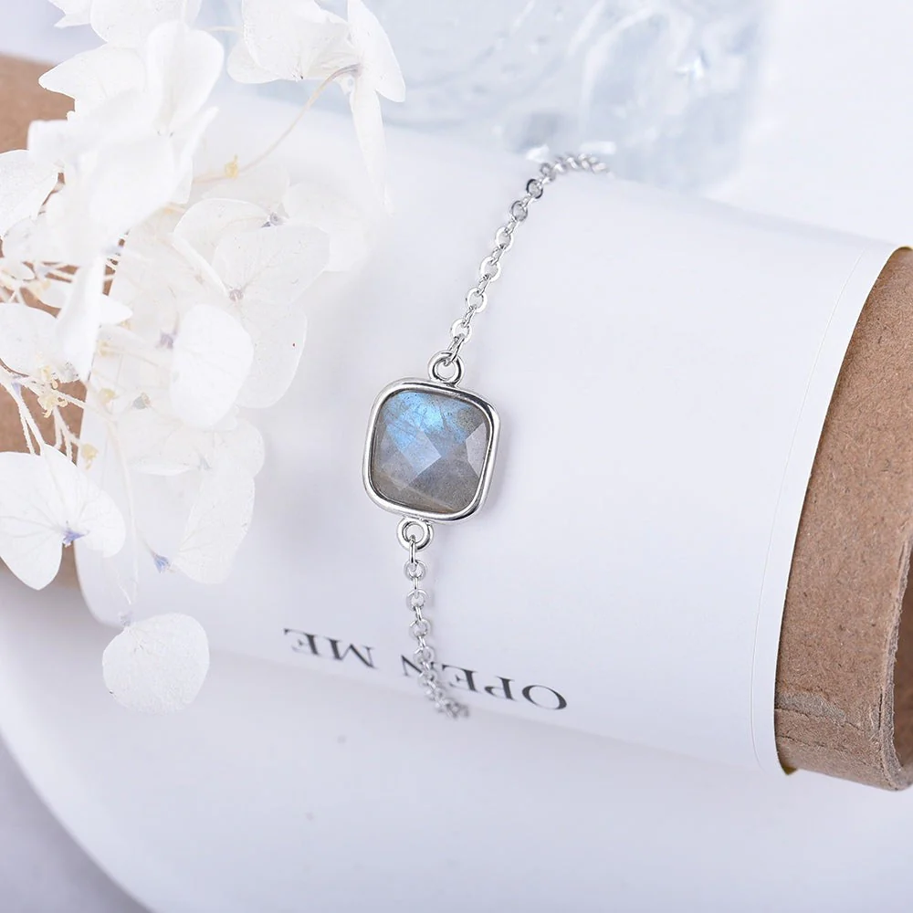 Labradorite Bracelet of Elegance - Image 2