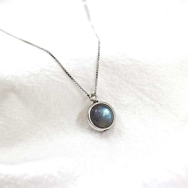 Labradorite Essence Necklace - Image 4