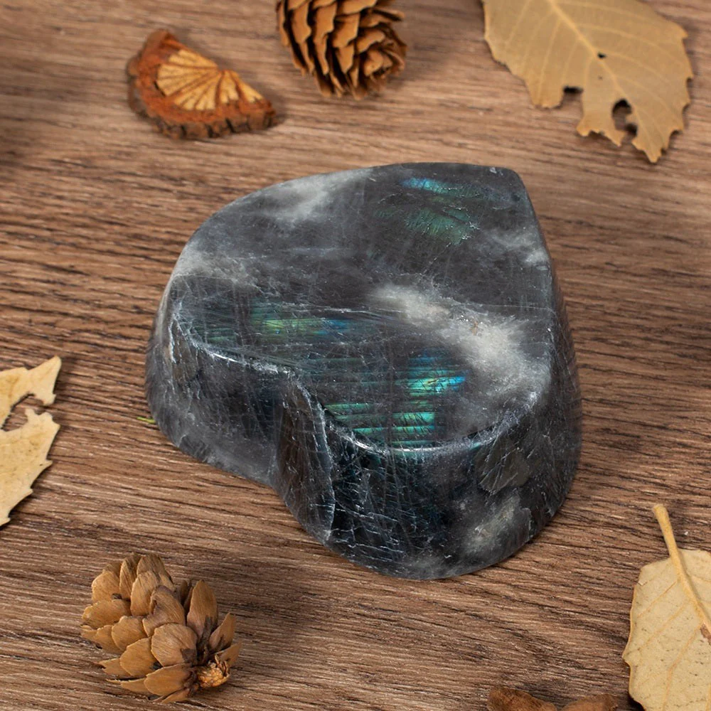 Labradorite Heart Crystal Bowl - Image 4