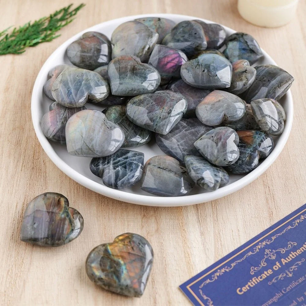 Labradorite Heart Stone - Image 2