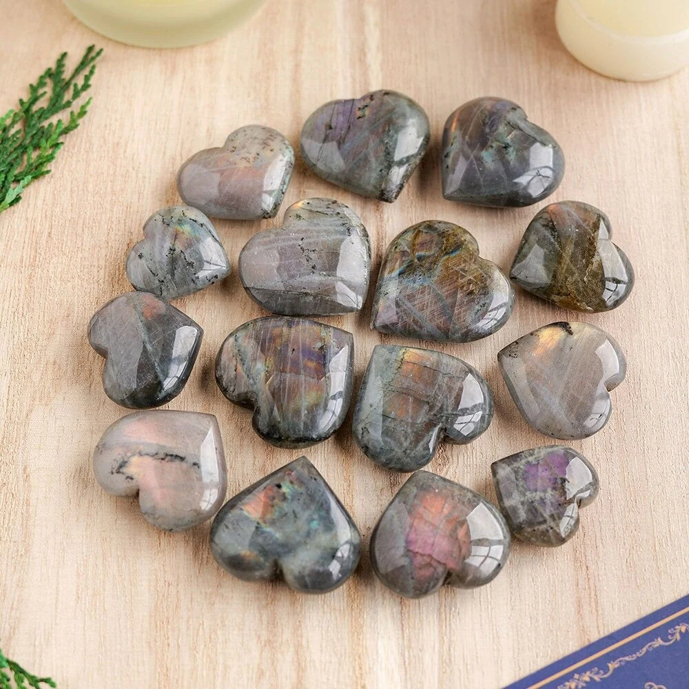 Labradorite Heart Stone - Image 3