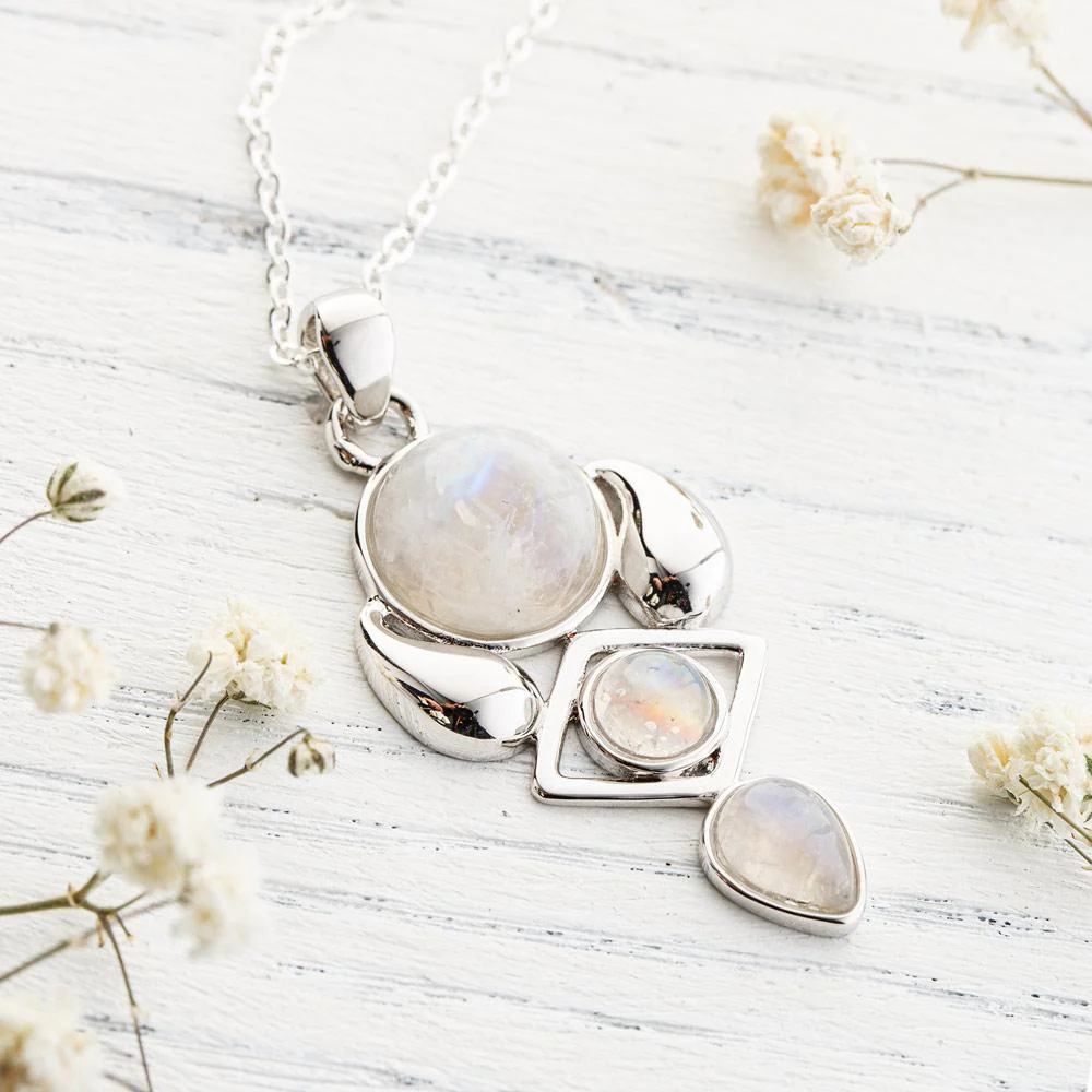 Pendant Of Glowing Moon