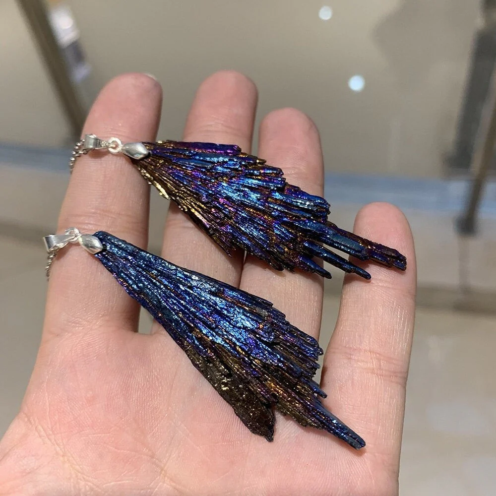 Rainbow Quartz Crystal Necklace - Image 2
