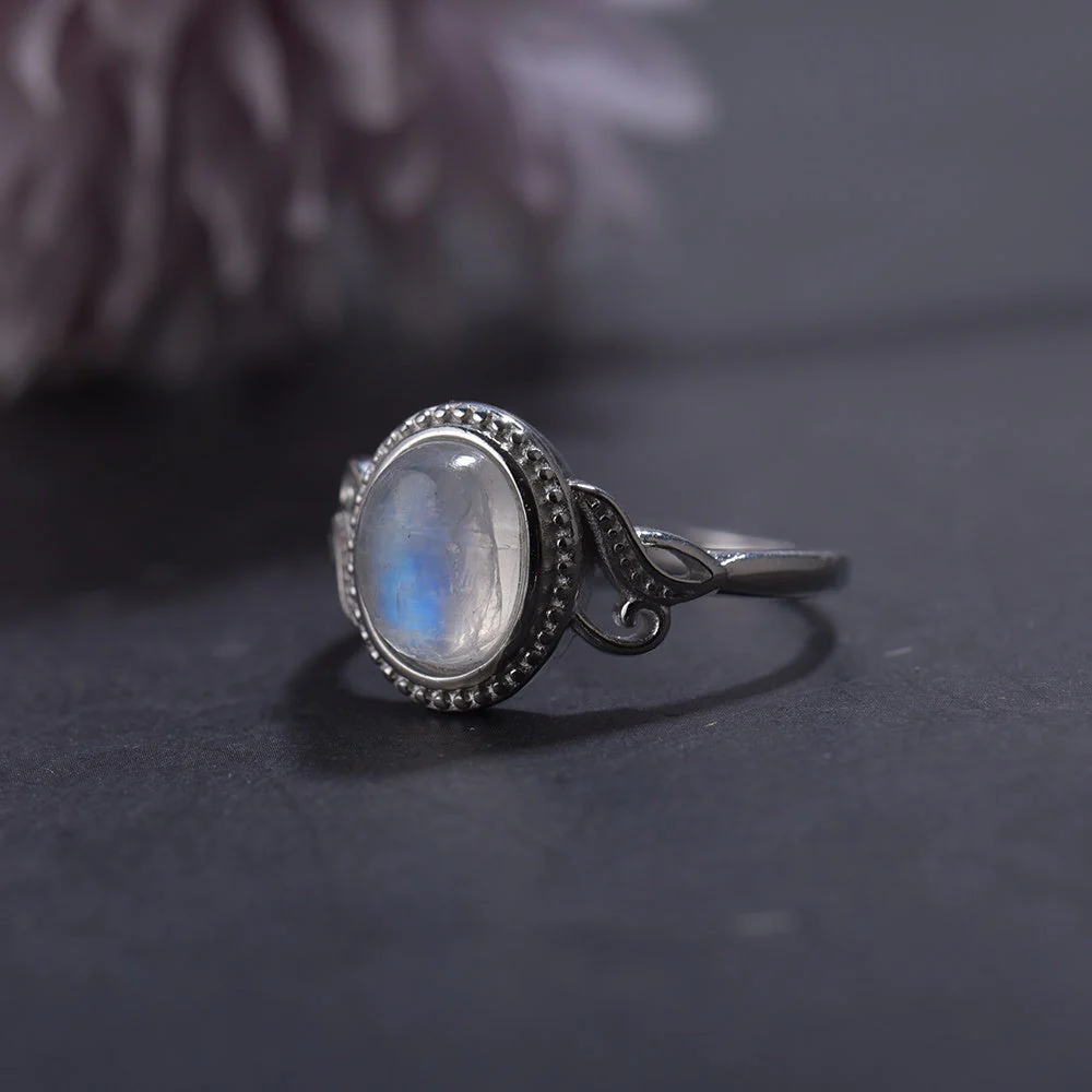 Retro Vibes Moonstone Ring - Image 3